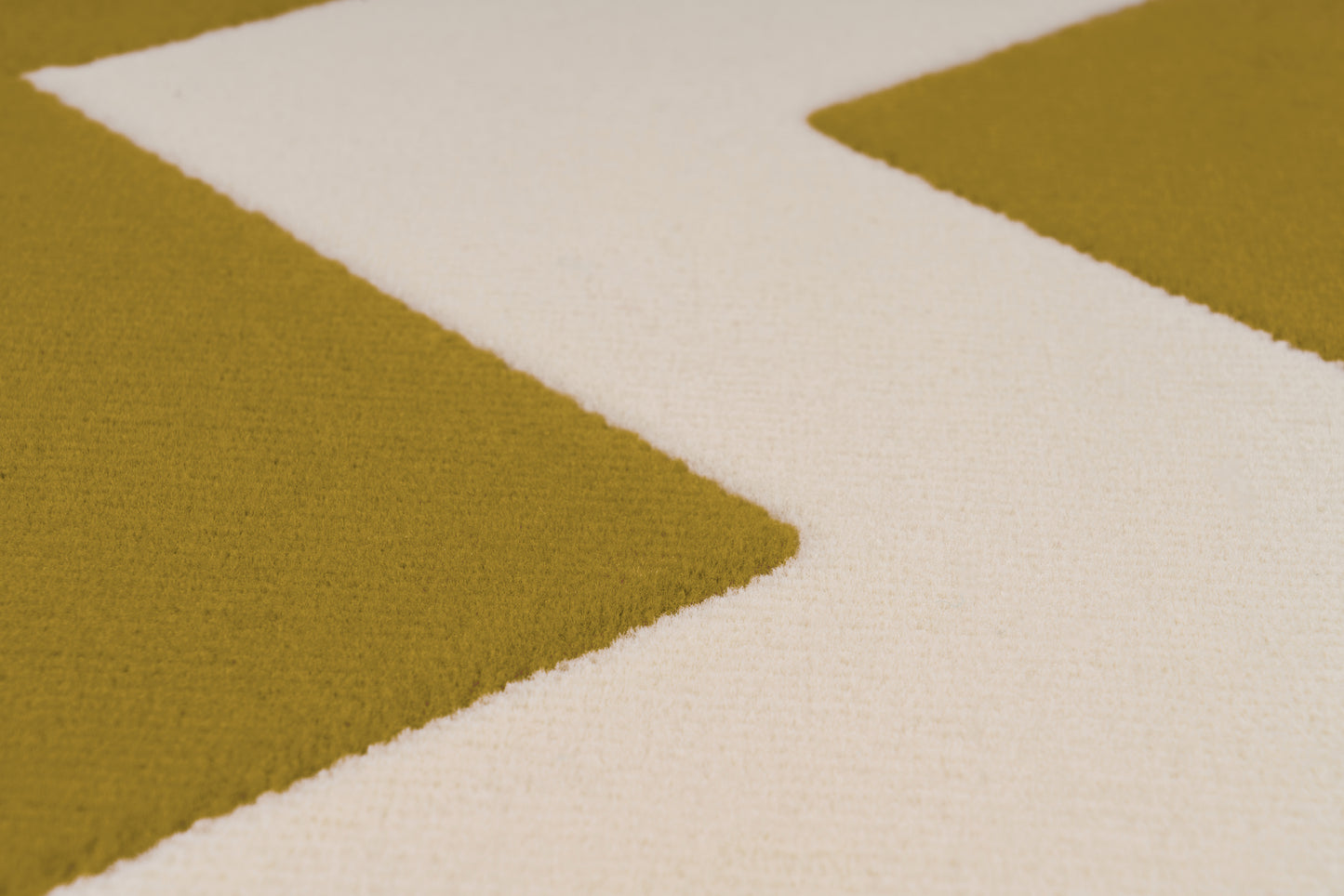 Manolya 2095 Elfenbein / Gold 200cm x 290cm