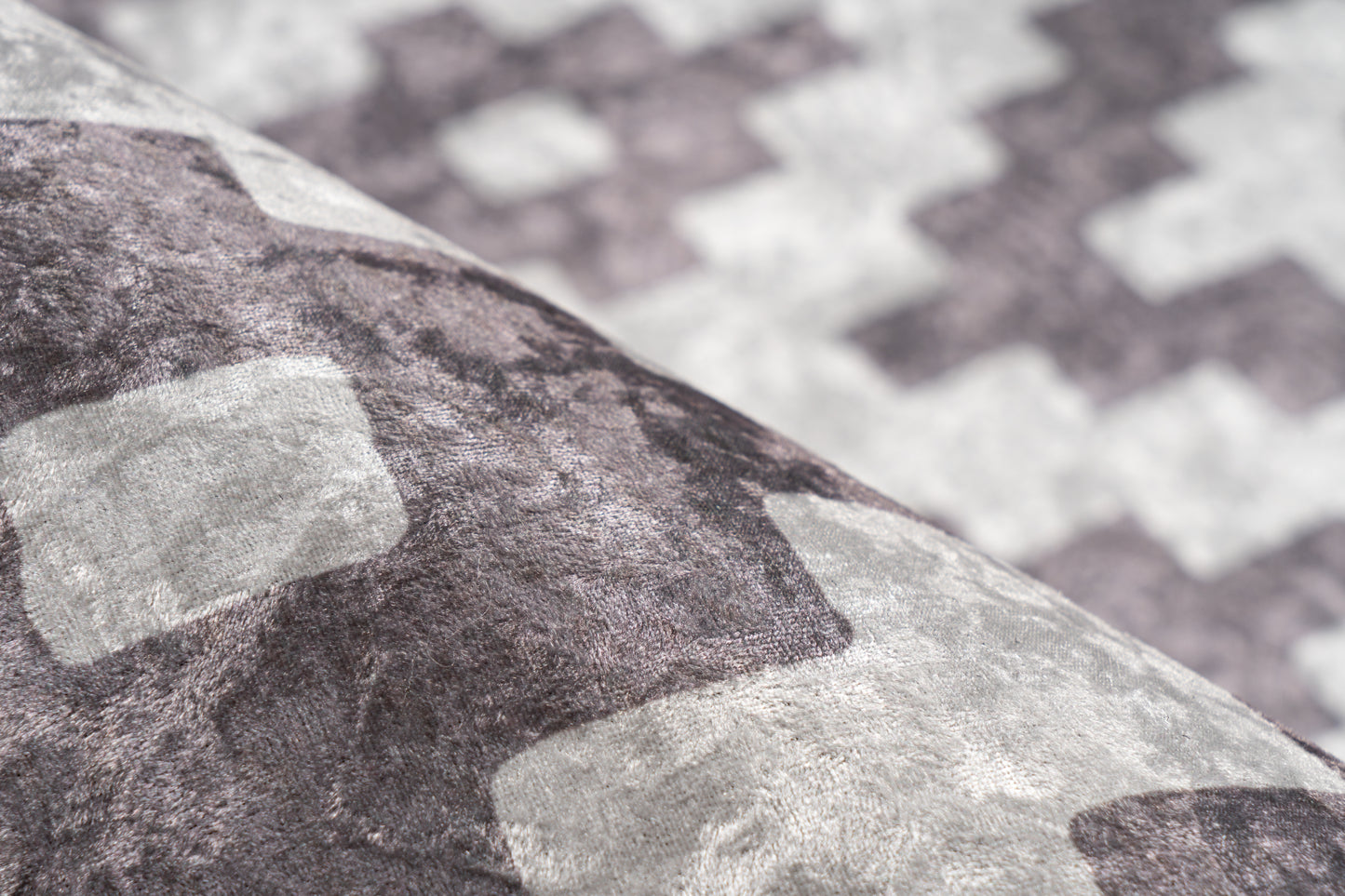 Sally 225 Taupe 80cm x 150cm