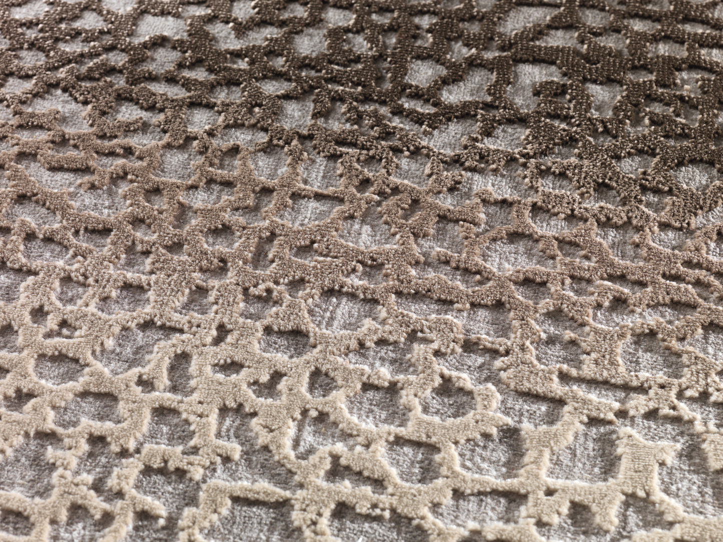 Jump 4604 Creme / Taupe 240cm x 300cm