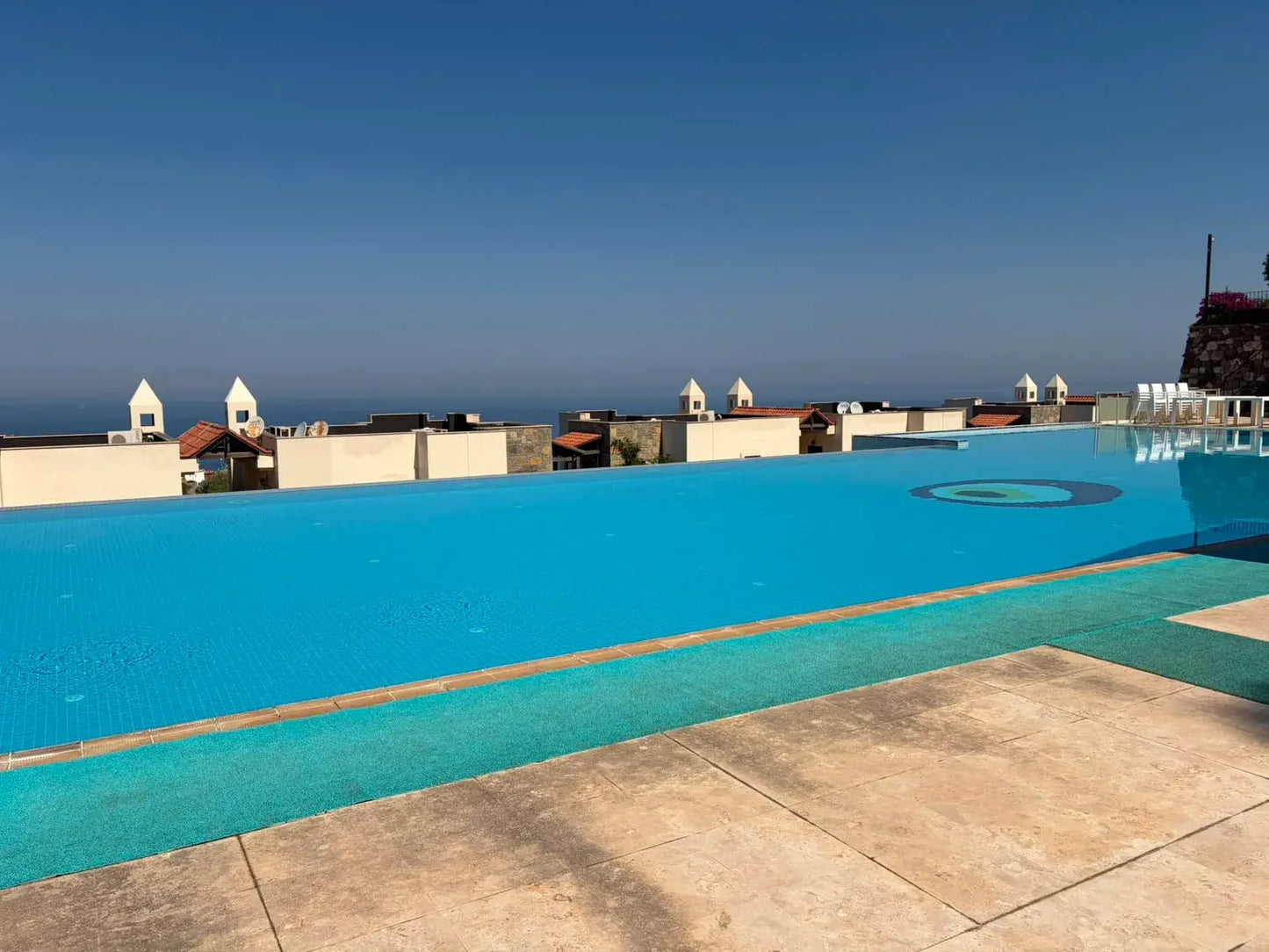 Gartenduplex mit Meerblick am Poolgelände in Yalıkavak, Bodrum