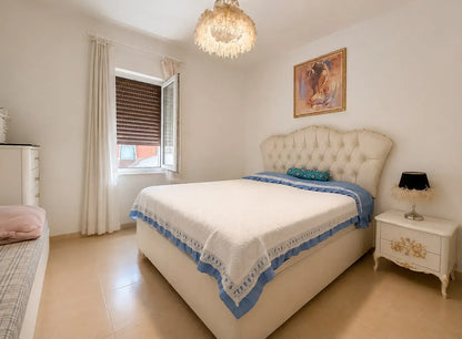 Erdgeschoss Wohnung mit Meerblick in Gümüşlük, Bodrum