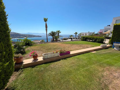 Erdgeschosswohnung mit Meerblick in Yalıkavak, Bodrum