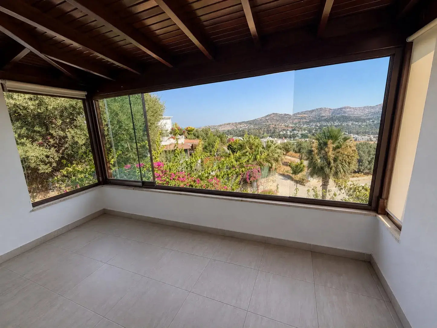 Strandvilla mit Meeresblick in Gümüşlük, in Bodrum