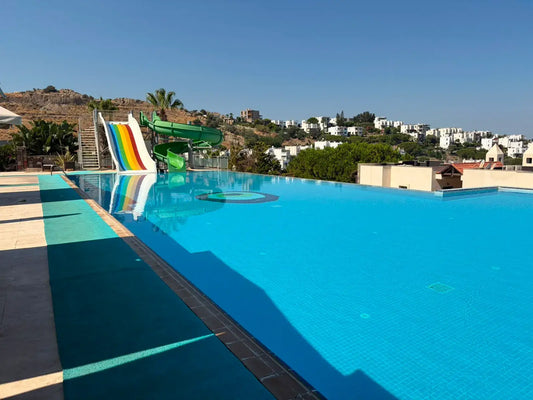 Gartenduplex mit Meerblick am Poolgelände in Yalıkavak, Bodrum
