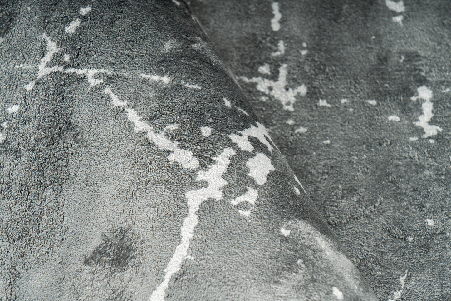 Dolce Vita 225 Grau 80cm x 150cm