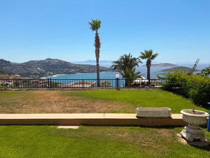 Erdgeschosswohnung mit Meerblick in Yalıkavak, Bodrum