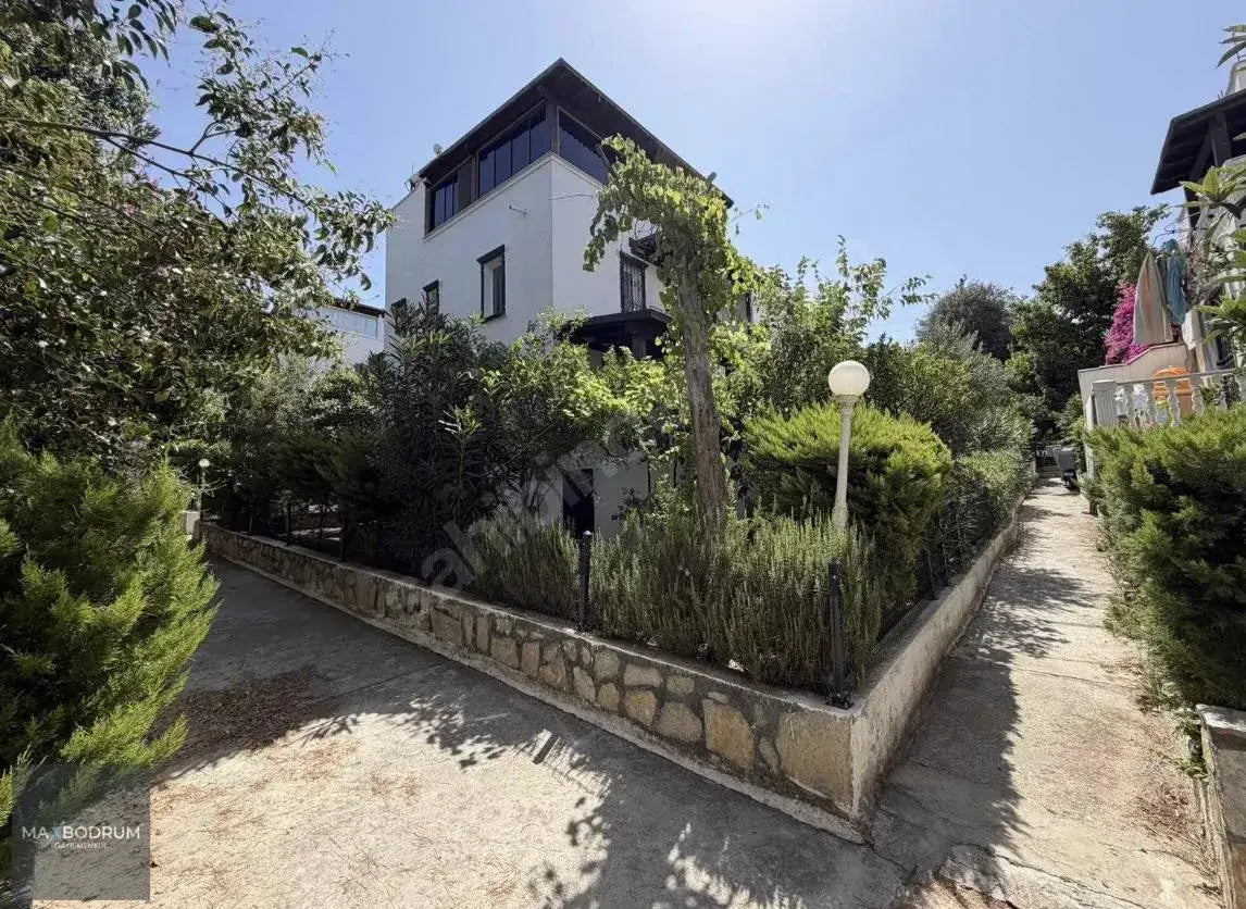 Freistehende Villa mit Pool in Gümüşlük, Bodrum