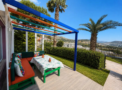 Erdgeschoss Wohnung mit Meerblick in Gümüşlük, Bodrum