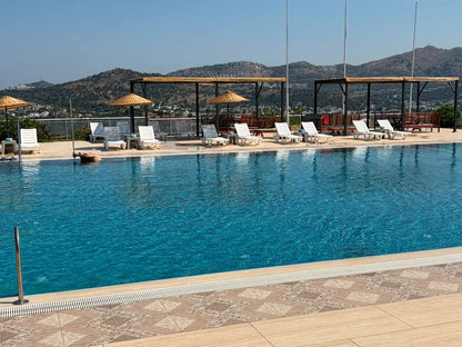 Strandvilla mit Meeresblick in Gümüşlük, in Bodrum