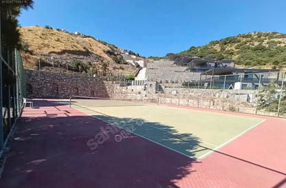 Erdgeschoss Wohnung mit Meerblick in Gümüşlük, Bodrum
