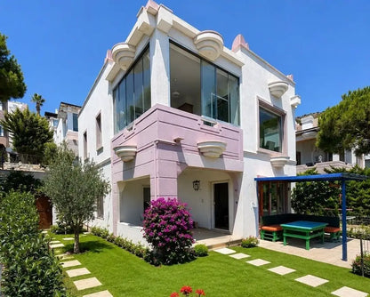 Erdgeschoss Wohnung mit Meerblick in Gümüşlük, Bodrum